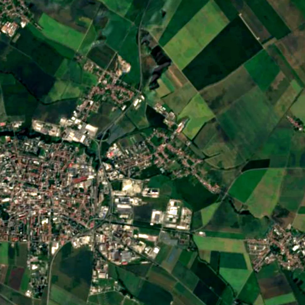 Arboretum Vrahovice seen from above (Sentinel-2)