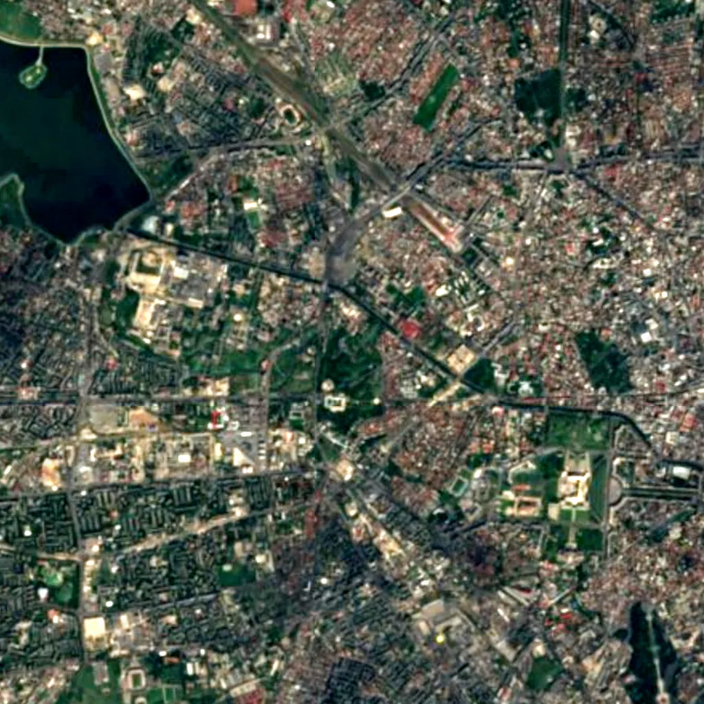 Bucharest Botanical Garden seen from above (Sentinel-2)
