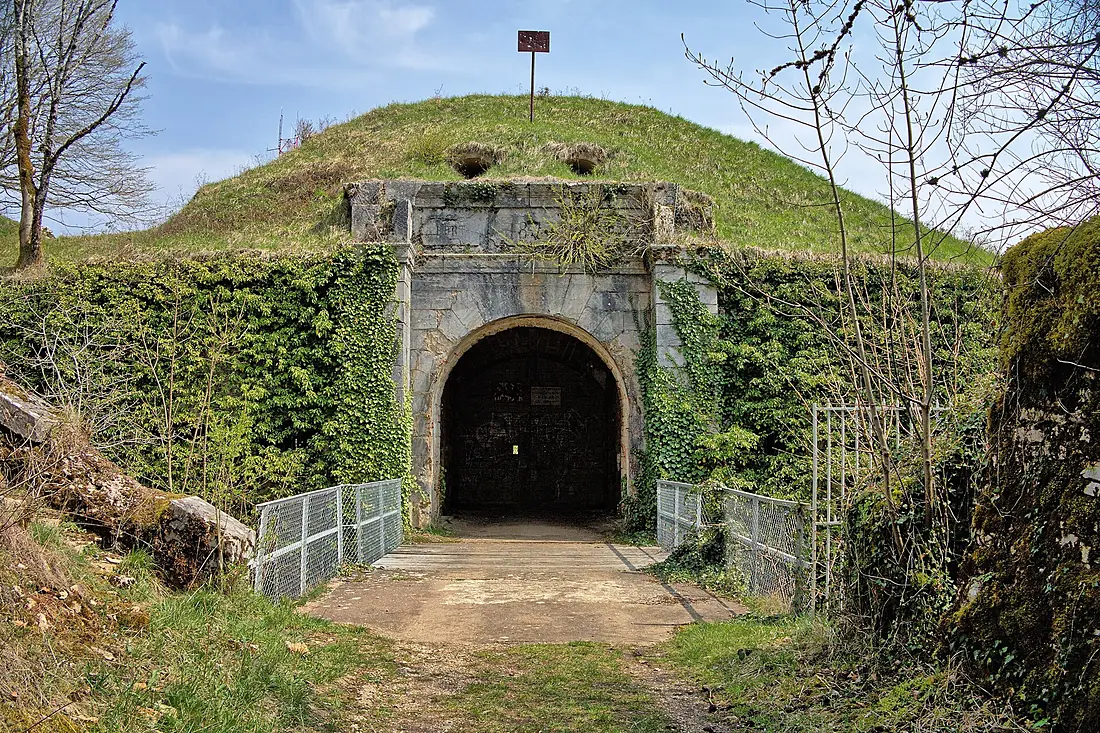 Besançon, l'entrée du fort de Chailluz