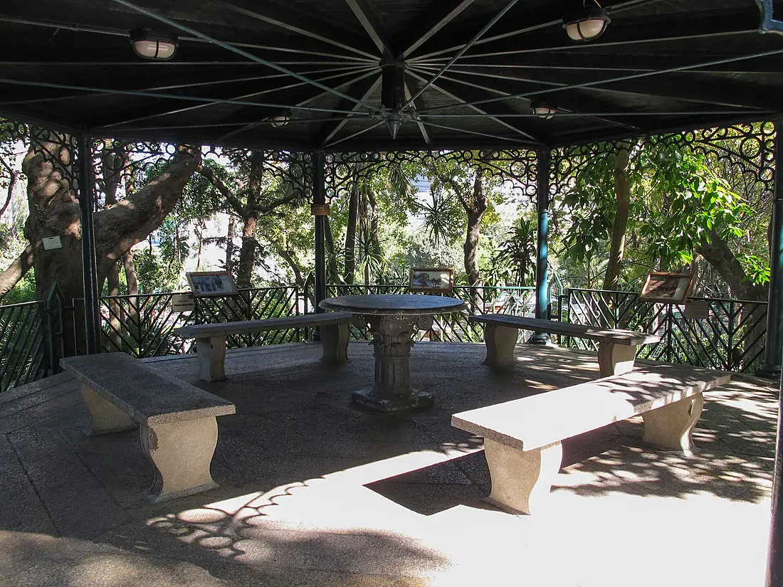 Hong Kong Zoological and Botanical Gardens Pavilion 2012
