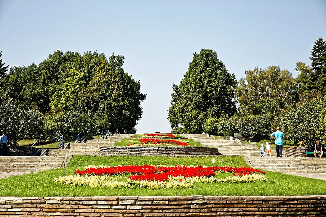 Hryshko Botanical Garden, Kiev, Ukraine - Main stairs