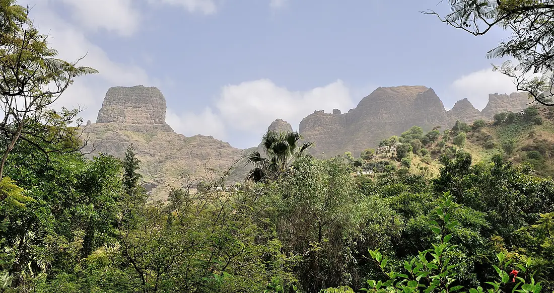 Cape Verde Santiago Nat Bot Garden mountains