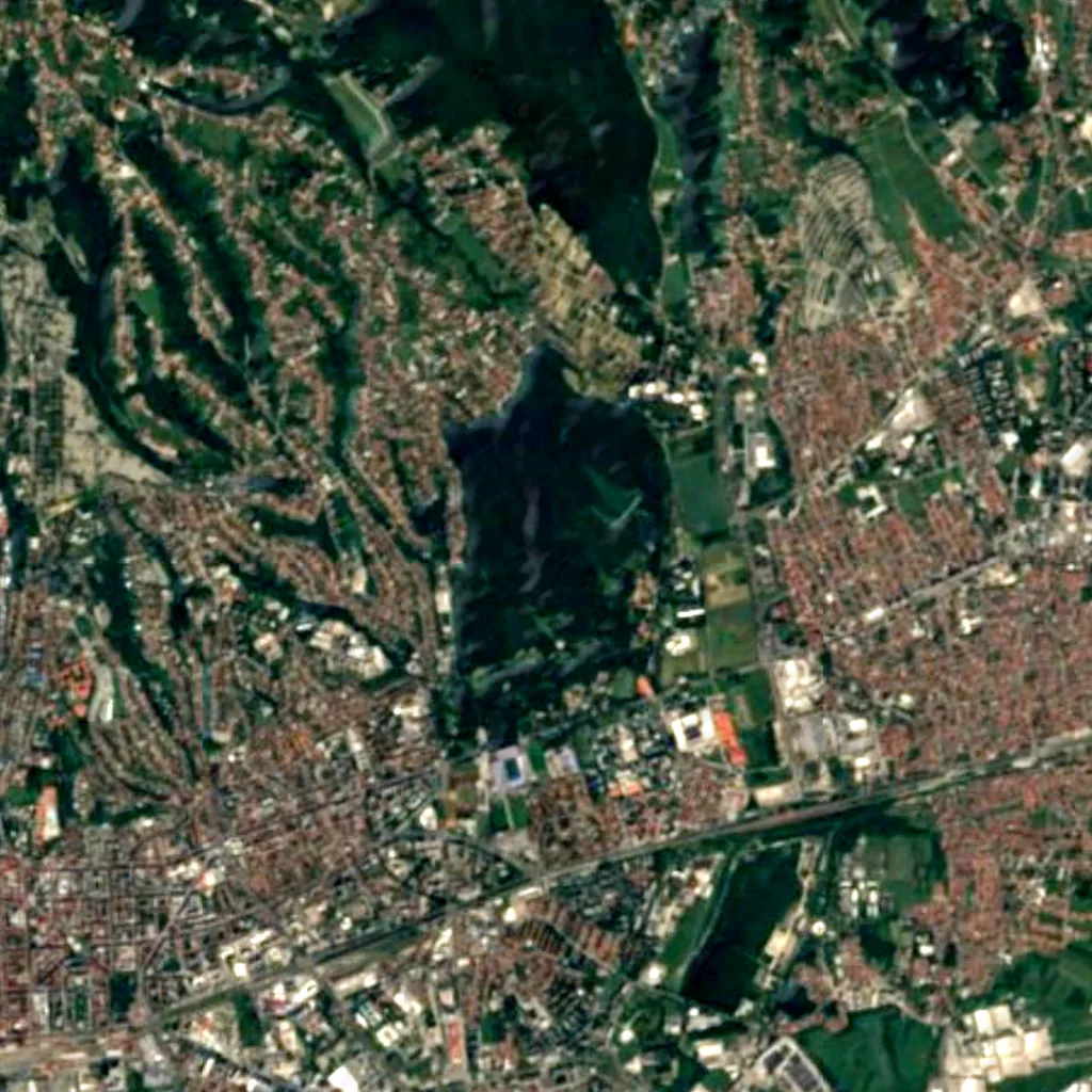 Maksimir Park seen from above (Sentinel-2)