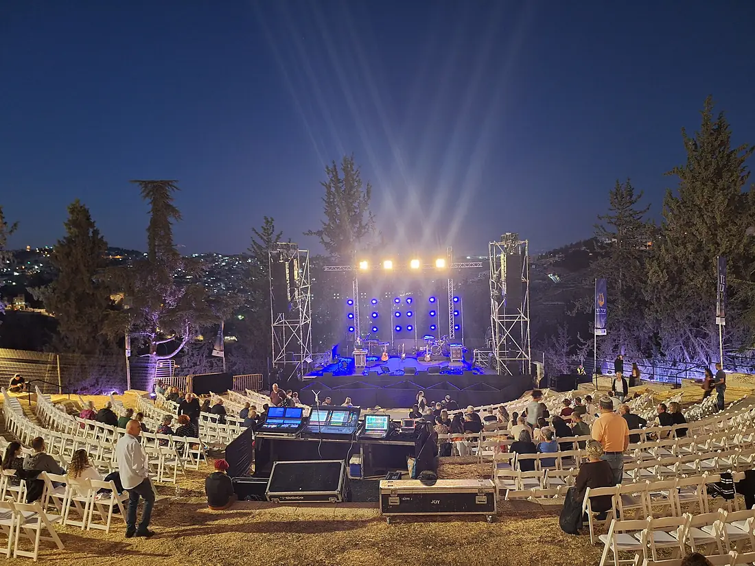 Amphi shalom