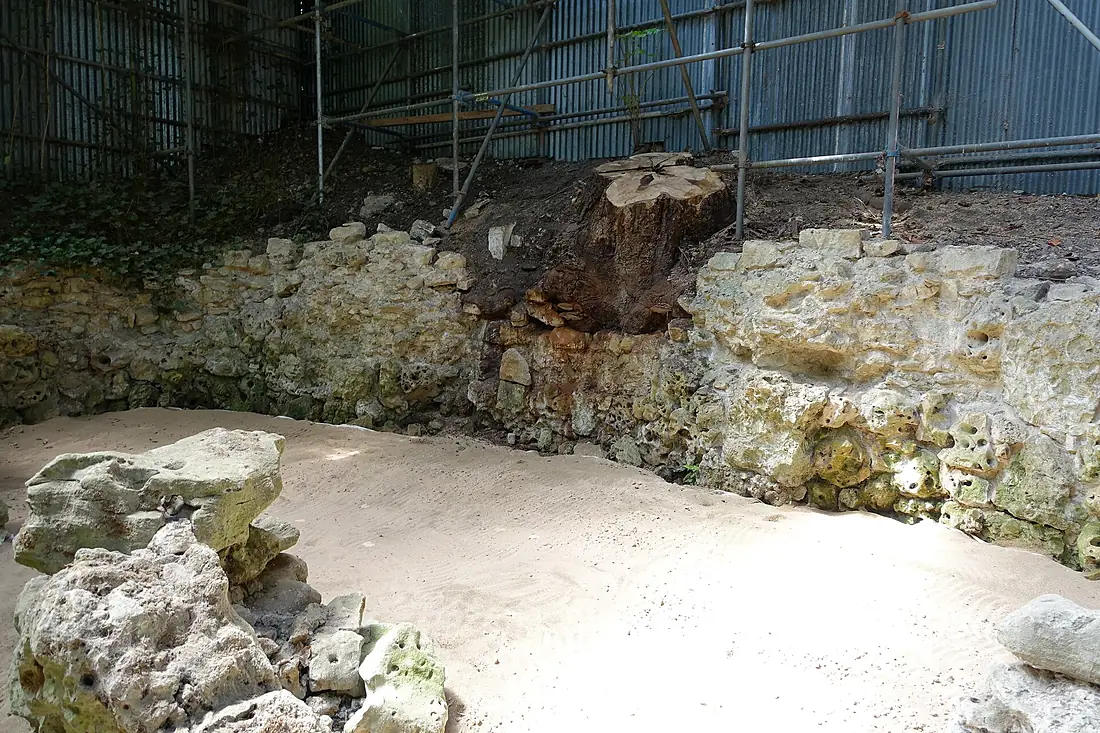 Grotto ruins - Prior Park - Bath, England - DSC09723