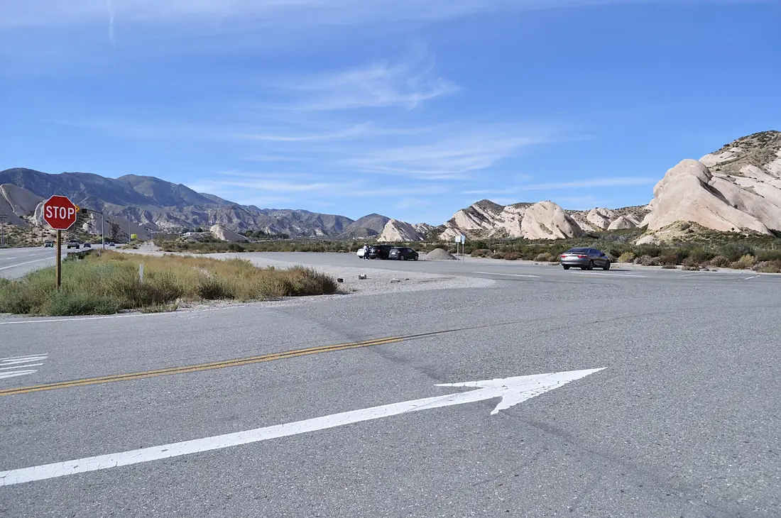 03 Mormon Rocks Viewpoint Parking Lot Near Cajon Junction, San Bernardino County