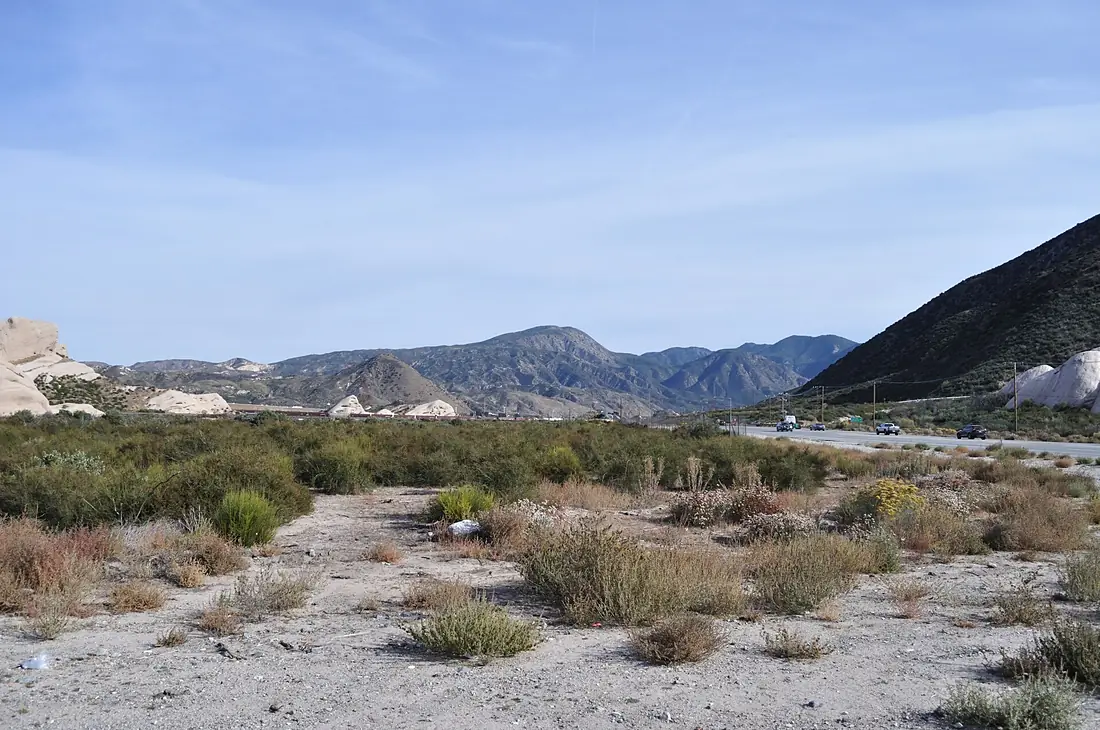 04 Mormon Rocks Viewpoint Parking Lot Views (1) - Cleghorn Mountain (C)