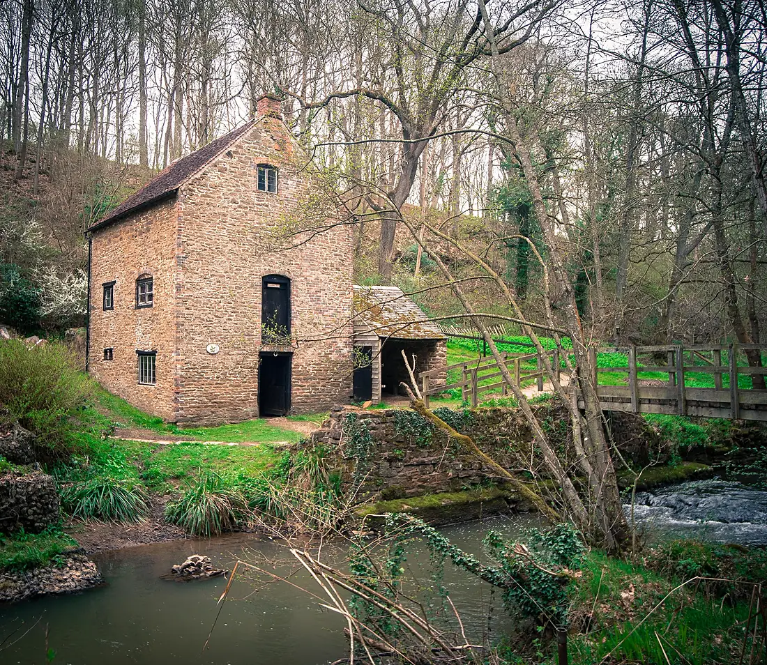 Knowles Mill 003